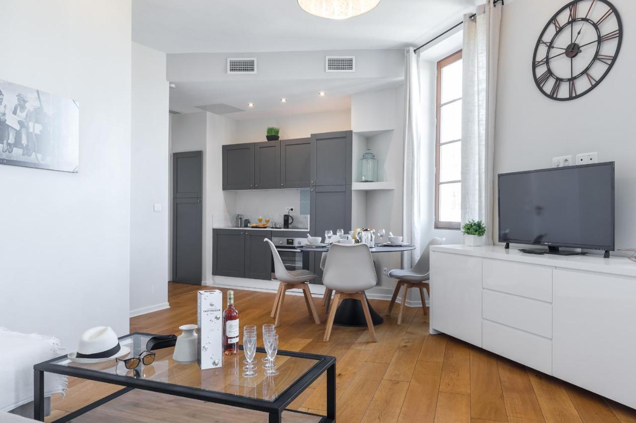 Gorgeous 1 Bdr With Gardens View In The Old Town Lägenhet Nice Exteriör bild